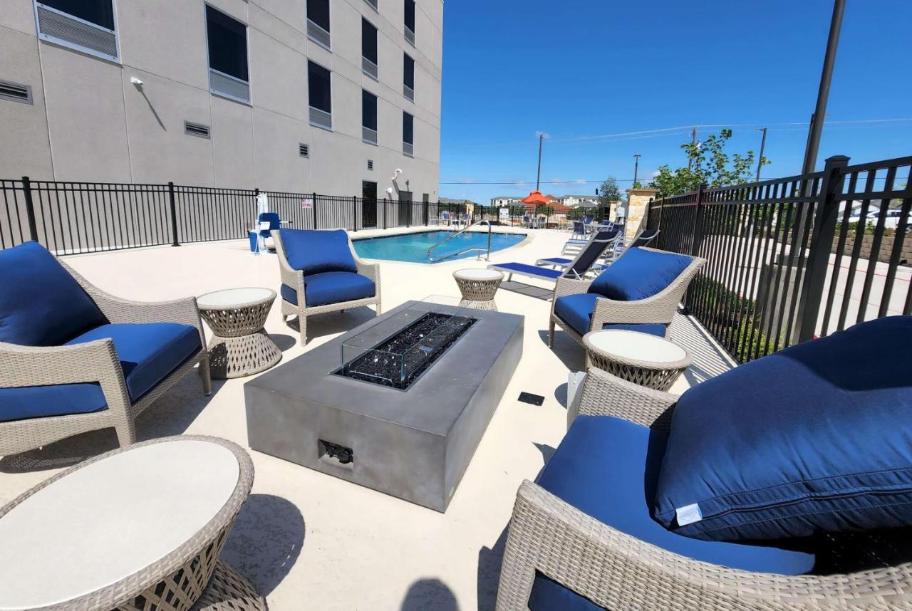 Hawthorn Extended Stay By Wyndham Pflugerville Exterior photo
